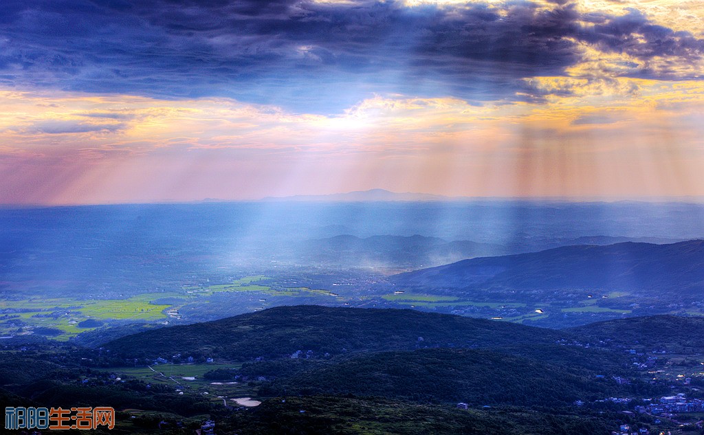 173_4_5_tonemapped_副本.jpg