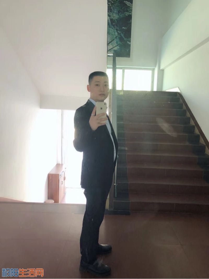 9feEyOOf9Il4.jpg