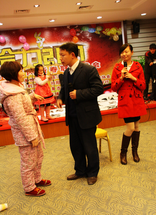 精彩的小品表演。.jpg
