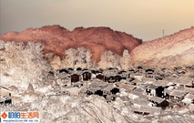 《在那遥远的小山村》
