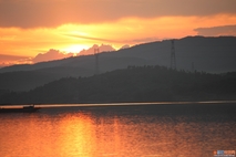 8月19日，浯溪三水厂拍夕阳