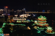 《滕王阁夜色》